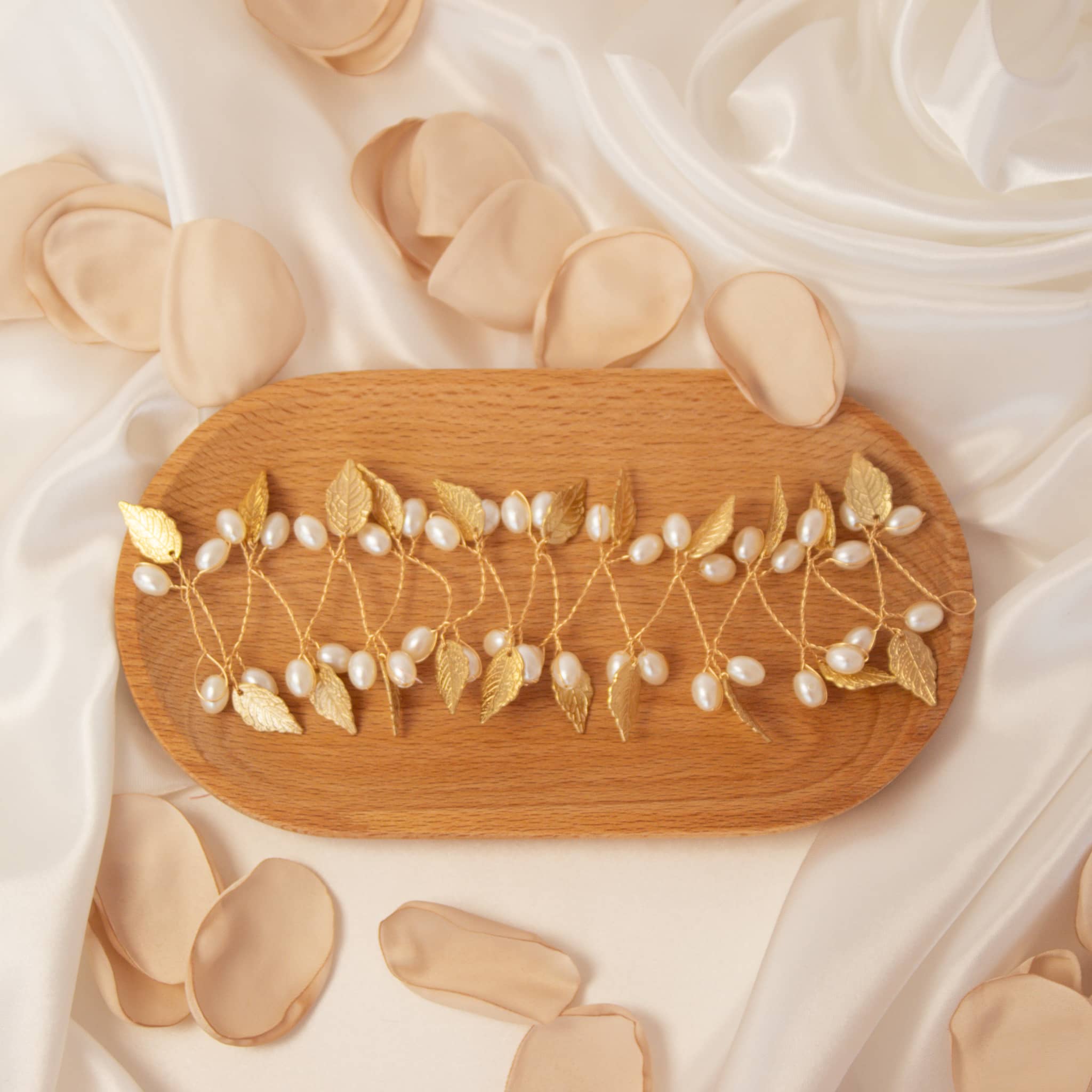 Tocado Dorado Helena